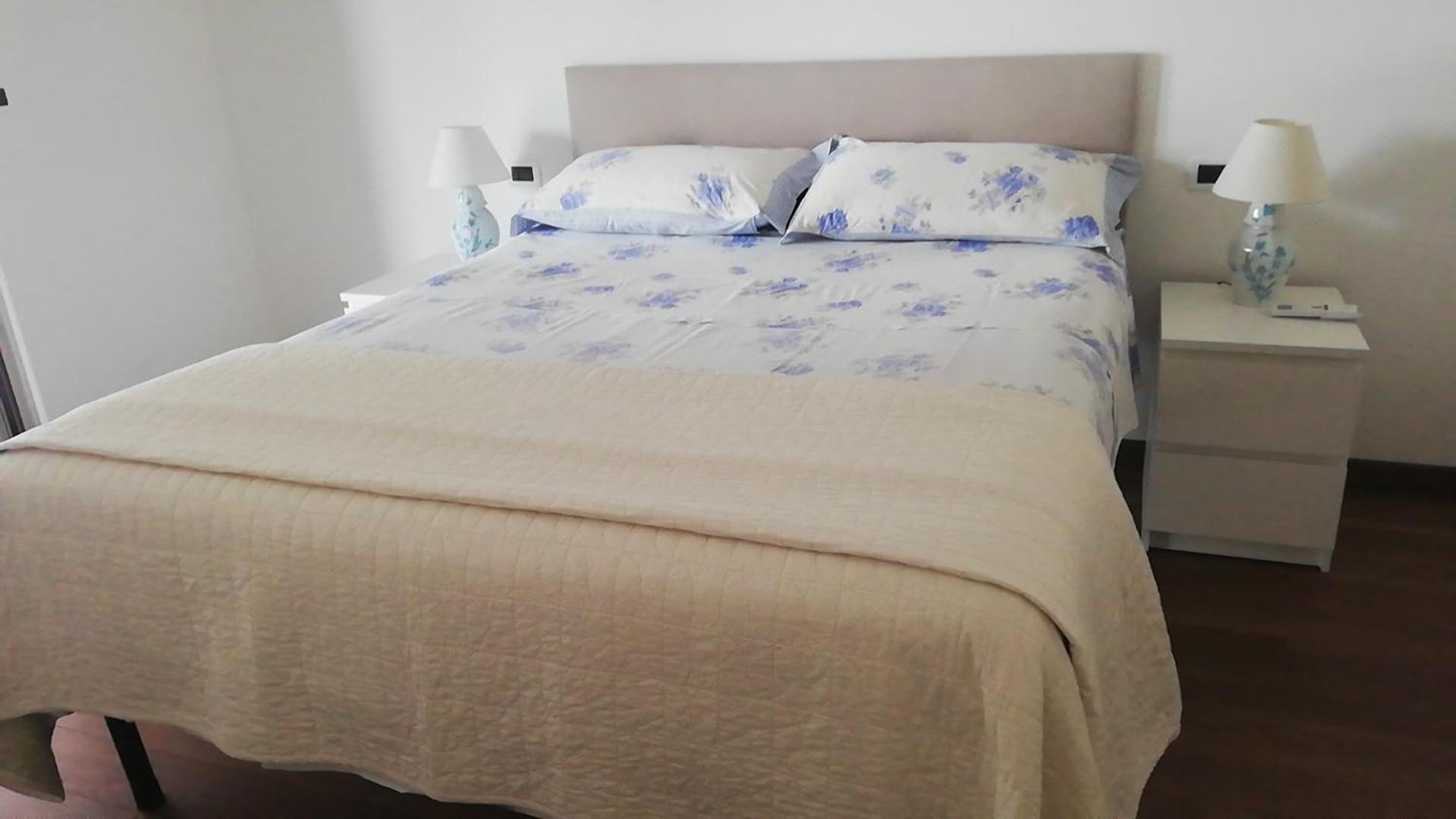 White-Blue Vibes, Seafront 2-Bedroom Apt Montesilvano Marina Exterior foto